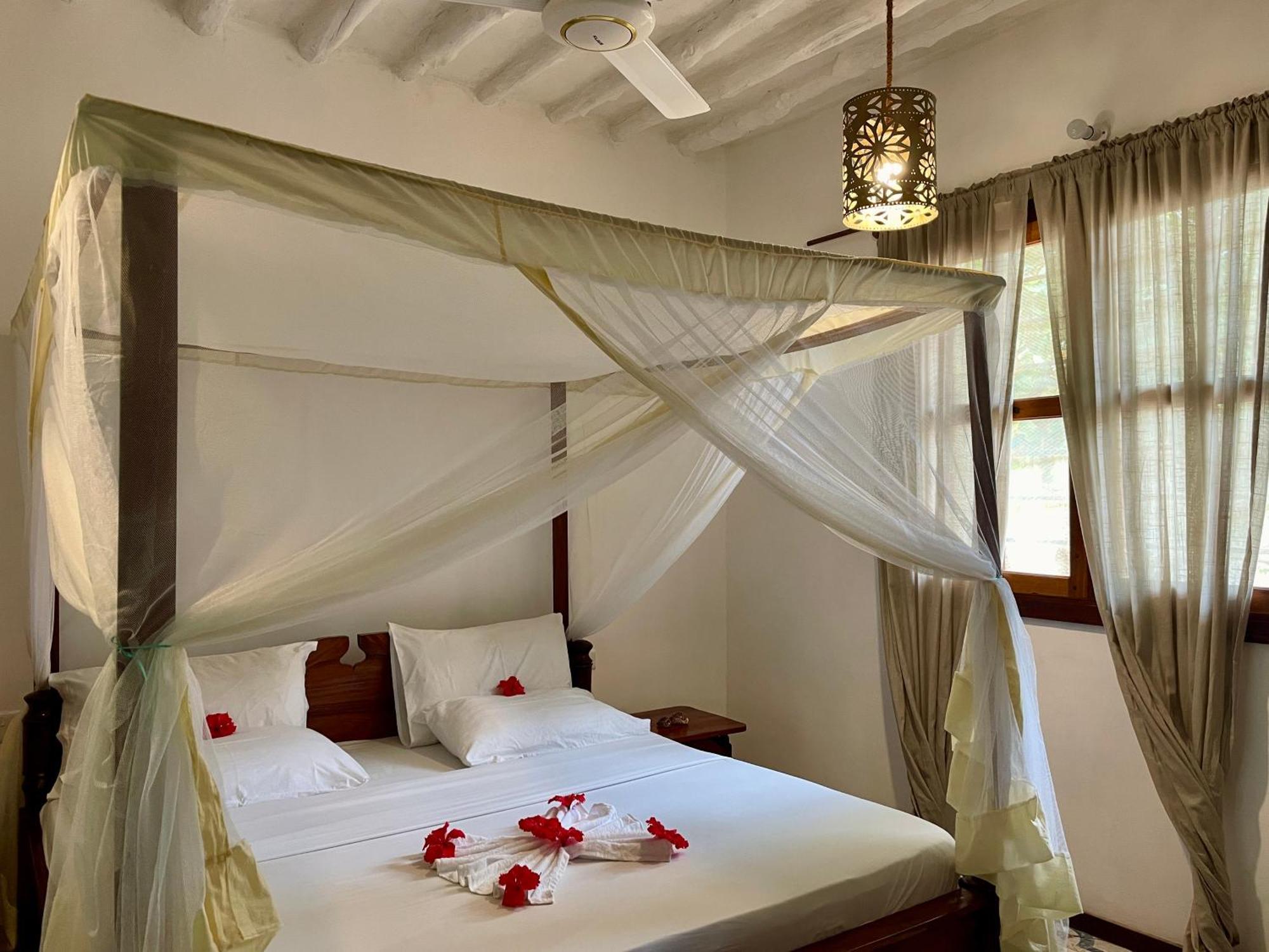 Villa Kipara - Private Beach & Pool Pwani Mchangani Exterior foto