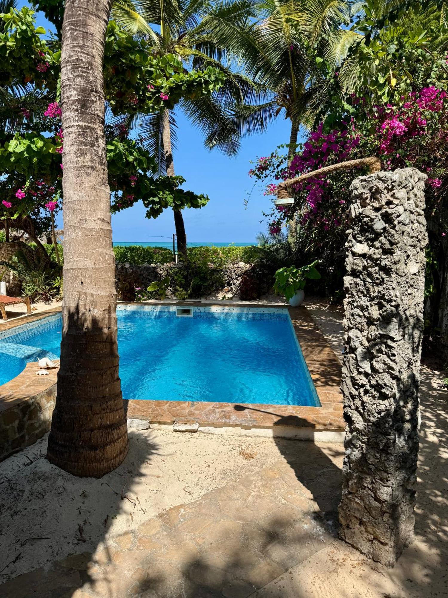 Villa Kipara - Private Beach & Pool Pwani Mchangani Exterior foto